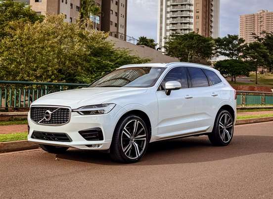 VOLVO-XC60-2.0 T5 GASOLINA R-DESIGN AWD GEARTRONIC VOLVO-XC60-2017