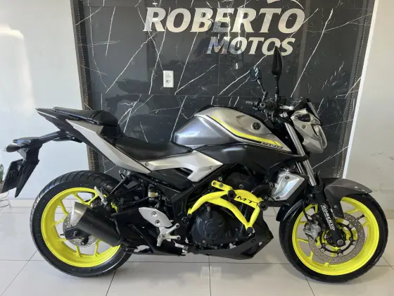 YAMAHA MT-03 ABS YAMAHA MT-03 ABS