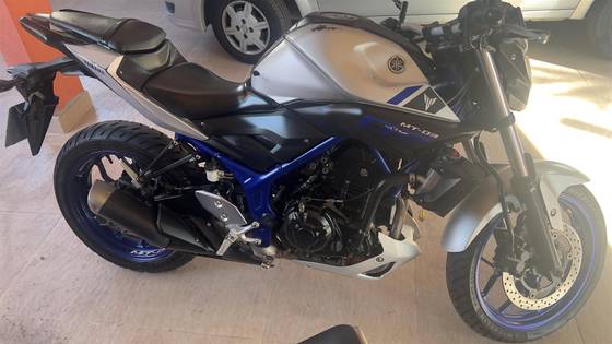 YAMAHA MT-03 