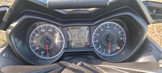 YAMAHA-XMAX ABS-2021