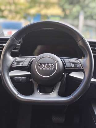 AUDI-A3-2023