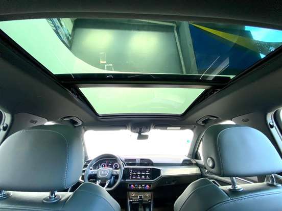 AUDI-Q3-2024