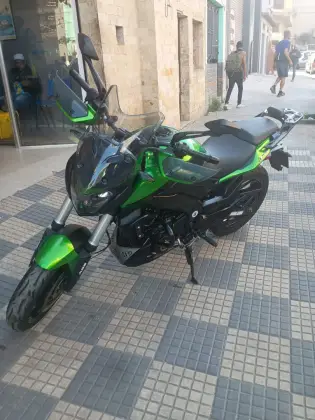 BAJAJ DOMINAR 400 BAJAJ DOMINAR 400
