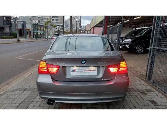 BMW-320i-2.0 16V GASOLINA 4P AUTOMÁTICO BMW-320i-2010