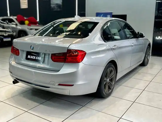 BMW-320i-2.0 16V TURBO GASOLINA 4P AUTOMÁTICO BMW-320i-2013