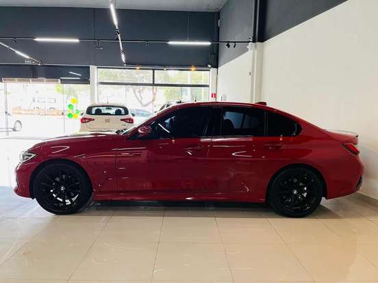BMW-320i-2.0 16V TURBO GASOLINA SPORT AUTOMÁTICO BMW-320i-2019