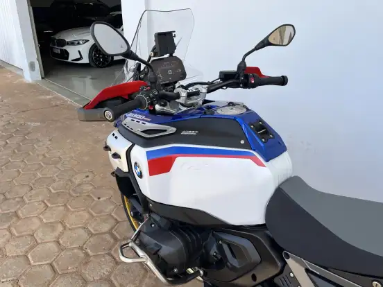 BMW-R 1300 GS ADVENTURE TROPHY-2025