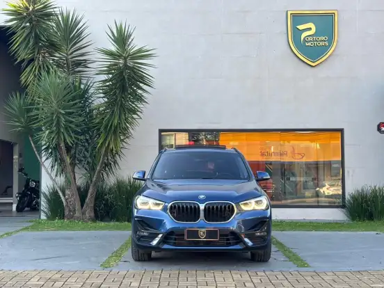 BMW-X1-2021