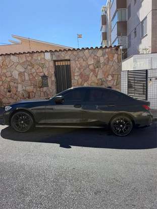BMW-320i-2020