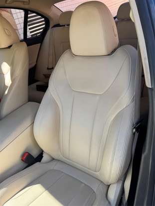 BMW-320i-2020
