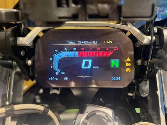 BMW-R 1200 GS ADVENTURE PREMIUM + EXCLUSIVE BMW-R 1200 GS ADVENTURE PREMIUM + EXCLUSIVE-2018