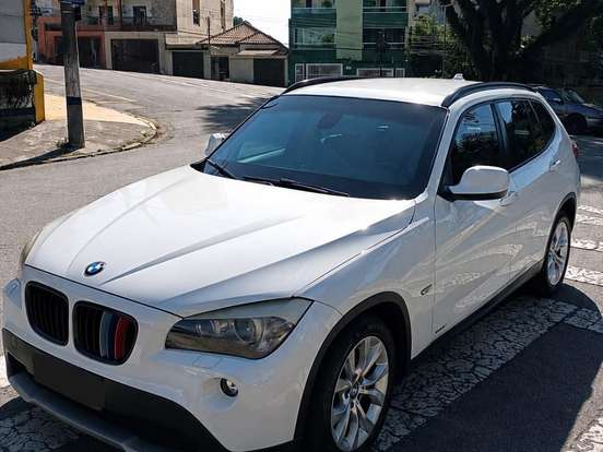 BMW-X1-2.0 16V GASOLINA SDRIVE18I 4P AUTOMÁTICO BMW-X1-2012