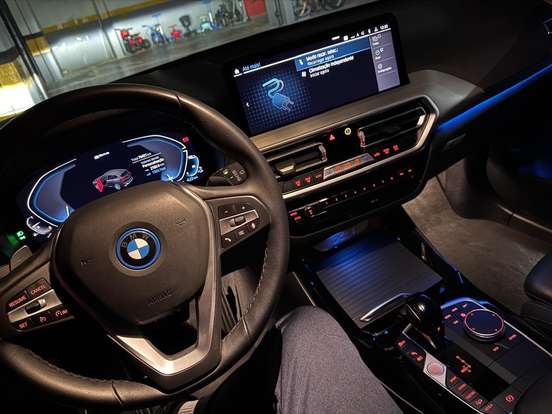BMW-X3-2021