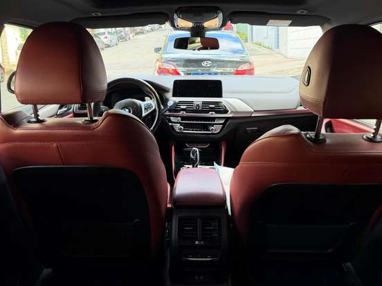 BMW-X4-2019