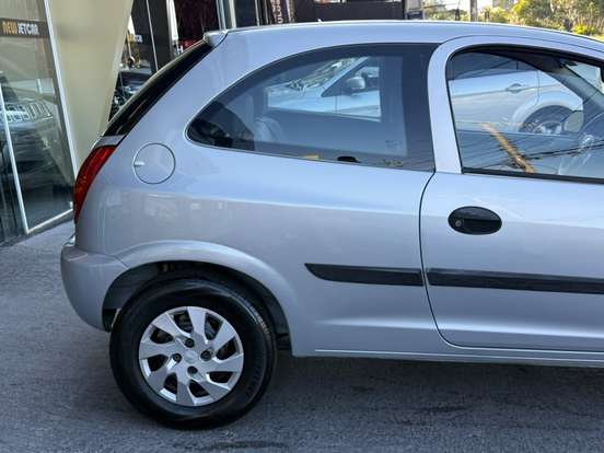 CHEVROLET-CELTA-2004