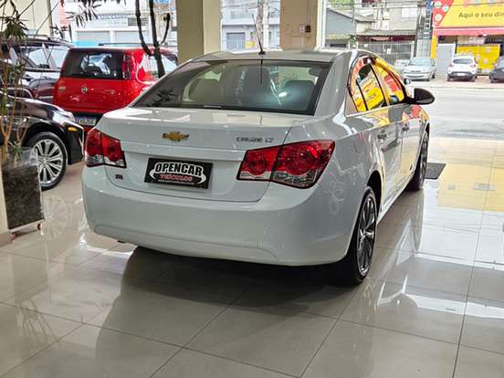CHEVROLET-CRUZE-1.8 LT 16V FLEX 4P AUTOMÁTICO CHEVROLET-CRUZE-2015