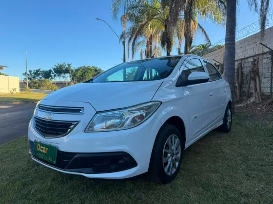 CHEVROLET ONIX 1.0 MPFI LT 8V FLEX 4P MANUAL CHEVROLET ONIX 1.0 MPFI LT 8V FLEX 4P MANUAL