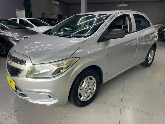 CHEVROLET ONIX 1.0 MPFI LT 8V FLEX 4P MANUAL CHEVROLET ONIX 1.0 MPFI LT 8V FLEX 4P MANUAL