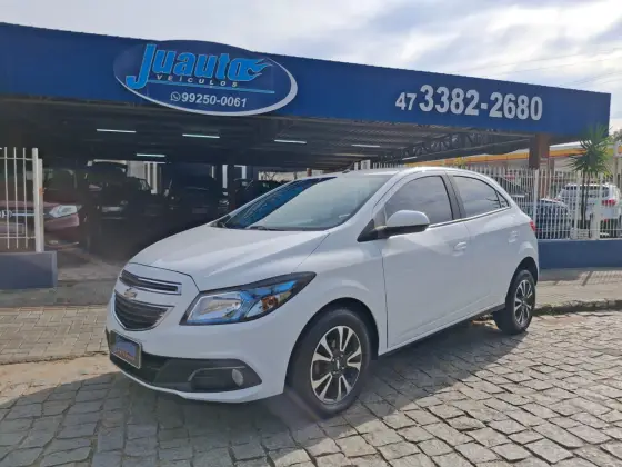 CHEVROLET ONIX 1.4 MPFI LTZ 8V FLEX 4P MANUAL CHEVROLET ONIX 1.4 MPFI LTZ 8V FLEX 4P MANUAL