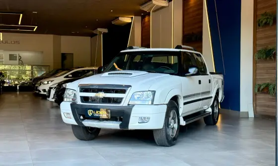 CHEVROLET S10 2.4 MPFI EXECUTIVE 4X2 CD 8V FLEX 4P MANUAL CHEVROLET S10 2.4 MPFI EXECUTIVE 4X2 CD 8V FLEX 4P MANUAL