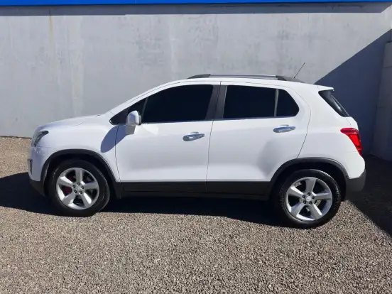 CHEVROLET-TRACKER-2014