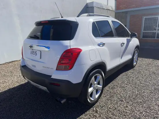 CHEVROLET-TRACKER-2014