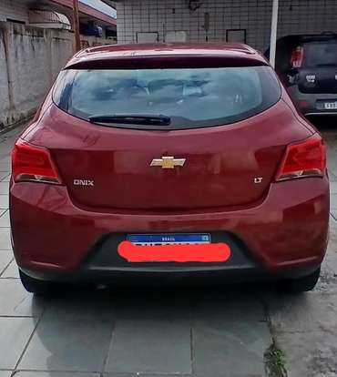 CHEVROLET-ONIX-2018