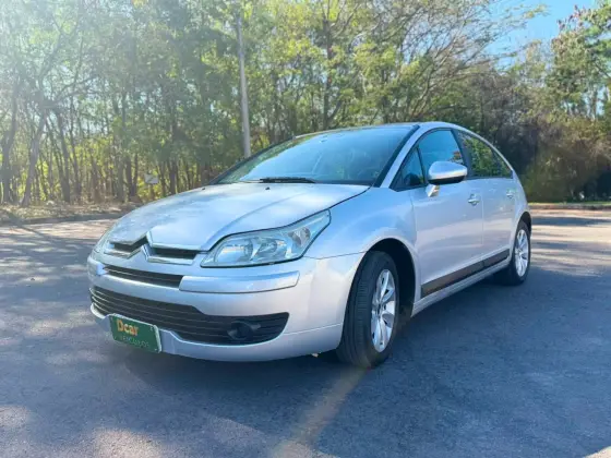 CITROËN C4 1.6 GLX 16V FLEX 4P MANUAL CITROËN C4 1.6 GLX 16V FLEX 4P MANUAL