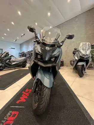 DAFRA CRUISYM 300 