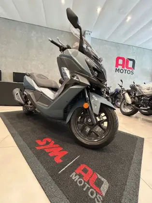 DAFRA CRUISYM 300 