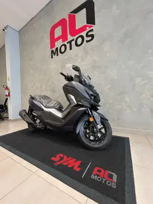 DAFRA CRUISYM 300 