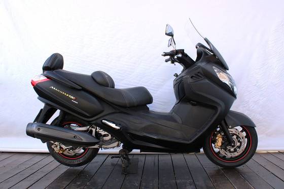 DAFRA MAXSYM 400i 