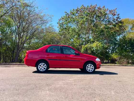 FIAT SIENA 1.4 MPI EL 8V FLEX 4P MANUAL FIAT SIENA 1.4 MPI EL 8V FLEX 4P MANUAL