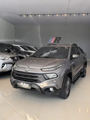 FIAT TORO 1.8 16V EVO FLEX FREEDOM AT6 FIAT TORO 1.8 16V EVO FLEX FREEDOM AT6