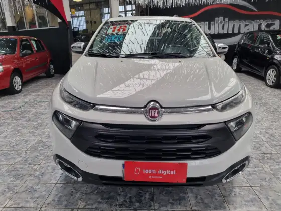 FIAT TORO 1.8 16V EVO FLEX FREEDOM AT6 FIAT TORO 1.8 16V EVO FLEX FREEDOM AT6