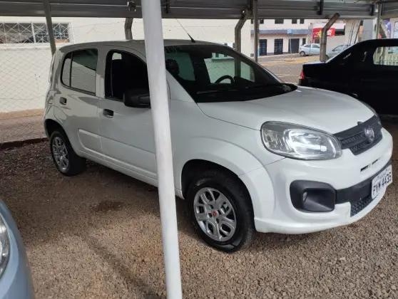 FIAT UNO 1.0 FIREFLY FLEX ATTRACTIVE 4P MANUAL FIAT UNO 1.0 FIREFLY FLEX ATTRACTIVE 4P MANUAL