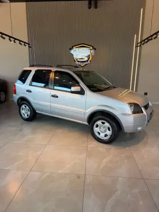 FORD ECOSPORT 1.6 XLT 8V GASOLINA 4P MANUAL FORD ECOSPORT 1.6 XLT 8V GASOLINA 4P MANUAL