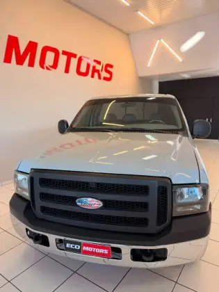 FORD F-250 4.3 XLL 4X2 CS DIESEL 2P MANUAL