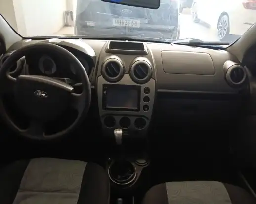 FORD-FIESTA-2009