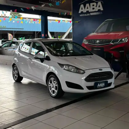 FORD FIESTA 1.6 SE HATCH 16V FLEX 4P MANUAL FORD FIESTA 1.6 SE HATCH 16V FLEX 4P MANUAL
