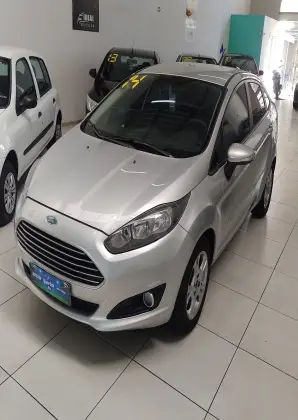 FORD FIESTA 1.6 SE SEDAN 16V FLEX 4P MANUAL FORD FIESTA 1.6 SE SEDAN 16V FLEX 4P MANUAL
