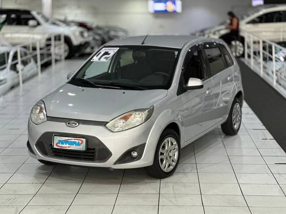 FORD FIESTA 1.6 MPI CLASS HATCH 8V FLEX 4P MANUAL