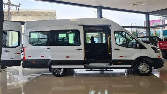 FORD-TRANSIT-2025