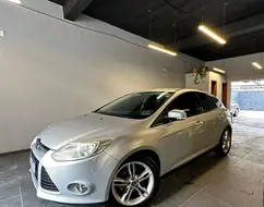 FORD FOCUS 2.0 SE 16V FLEX 4P POWERSHIFT FORD FOCUS 2.0 SE 16V FLEX 4P POWERSHIFT