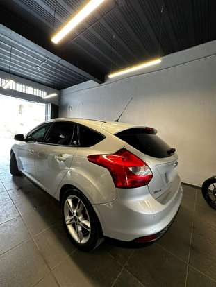 FORD-FOCUS-2014