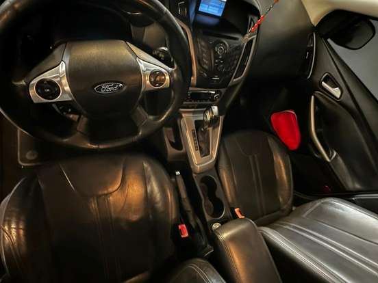 FORD-FOCUS-2.0 SE 16V FLEX 4P POWERSHIFT FORD-FOCUS-2014