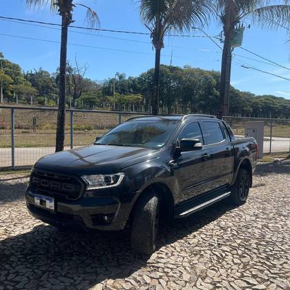 FORD RANGER 3.2 LIMITED 4X4 CD 20V DIESEL 4P AUTOMÁTICO