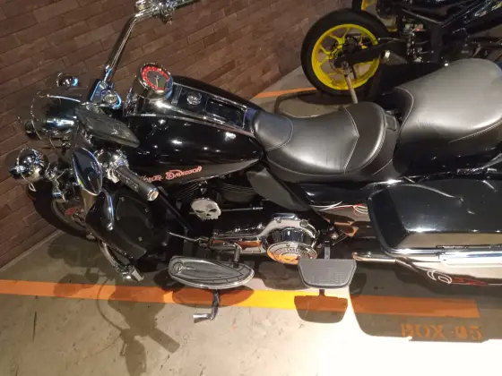 HARLEY-DAVIDSON ROAD KING CLASSIC HARLEY-DAVIDSON ROAD KING CLASSIC