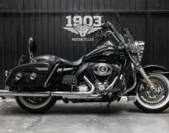 HARLEY-DAVIDSON ROAD KING CLASSIC HARLEY-DAVIDSON ROAD KING CLASSIC