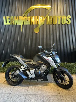 HONDA CB 300F TWISTER CBS HONDA CB 300F TWISTER CBS